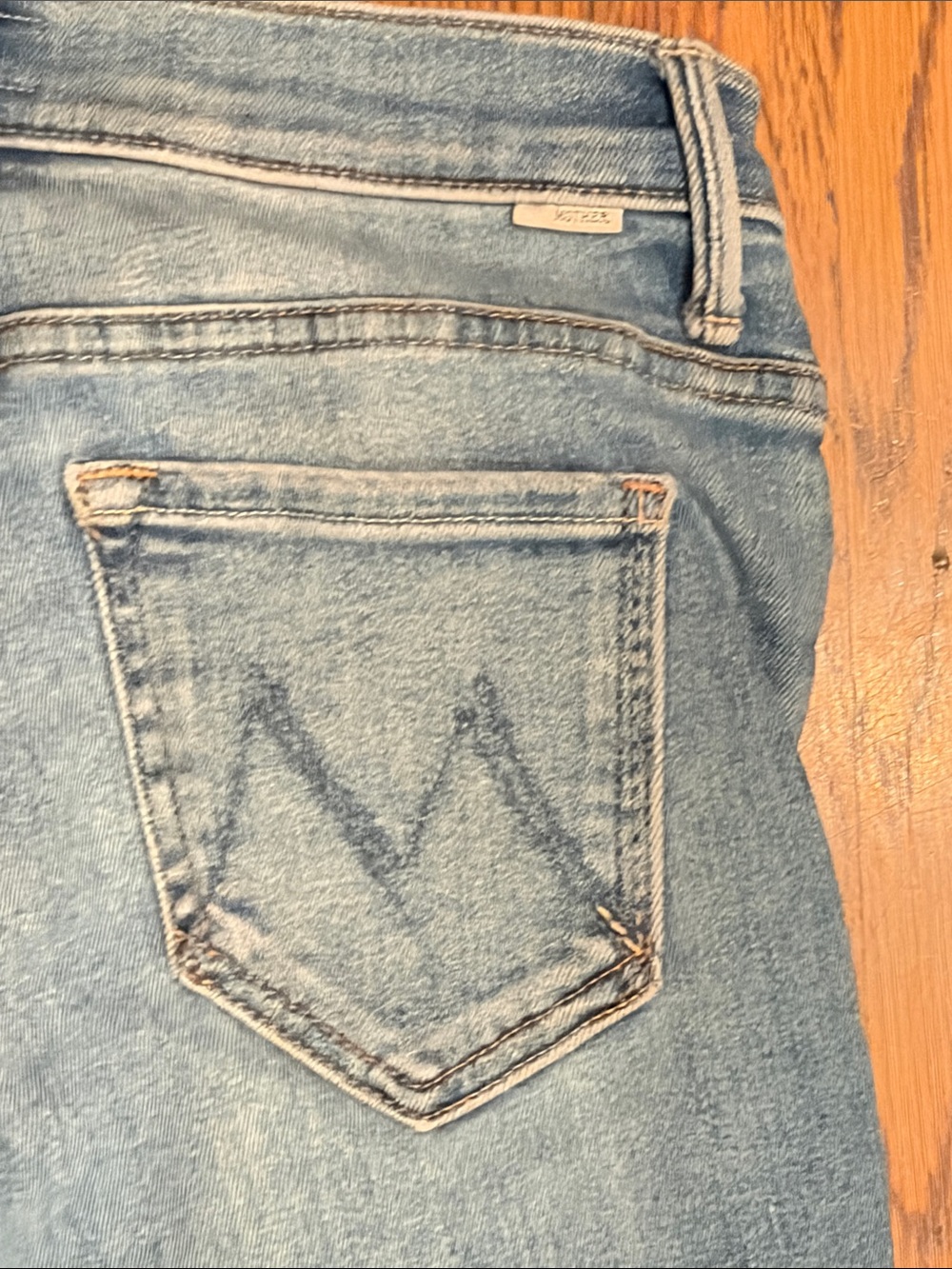 MOTHER Jeans - Picture 9 of 9